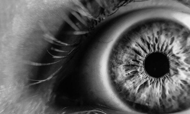 How to Create Eye-catching Printed Adverts